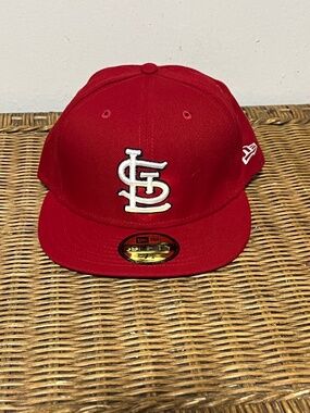 Saint Louis Cardinals Official MLB Baseball Cap. Sz. 7 1/4